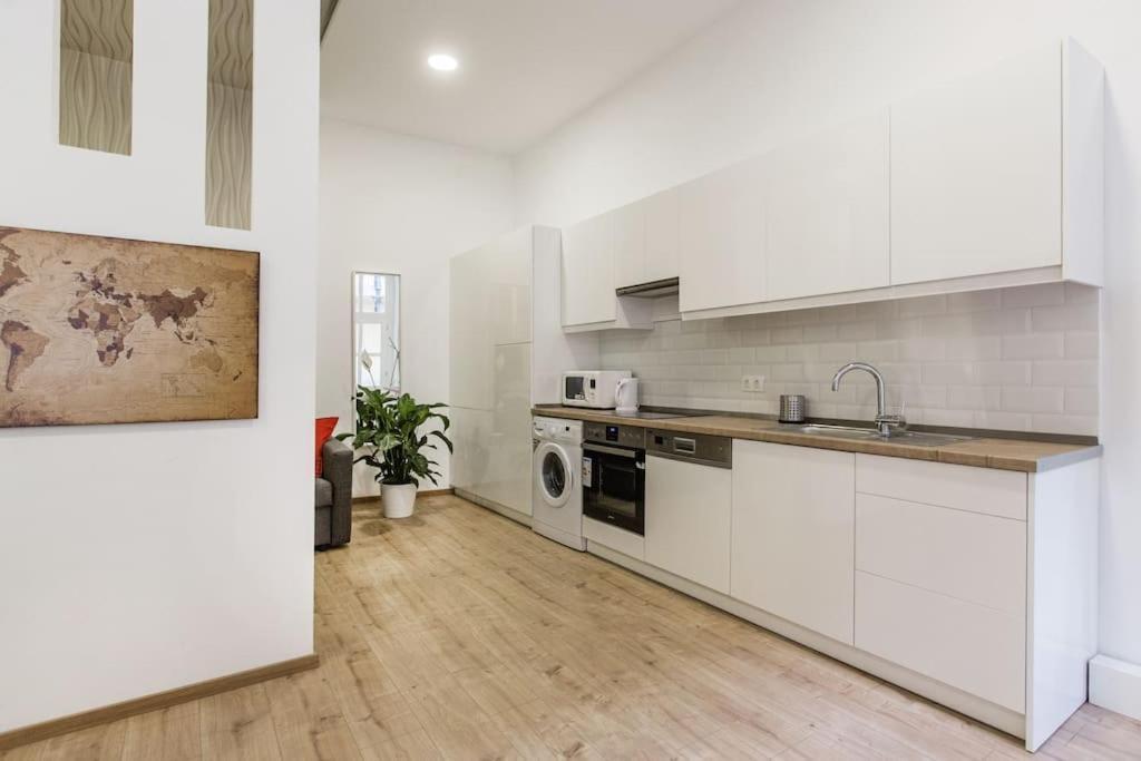 Designer Dream Home In The Ruin Bar District W A/C Budapeste Exterior foto